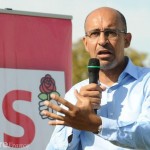 harlem-desir-en-plein-meeting